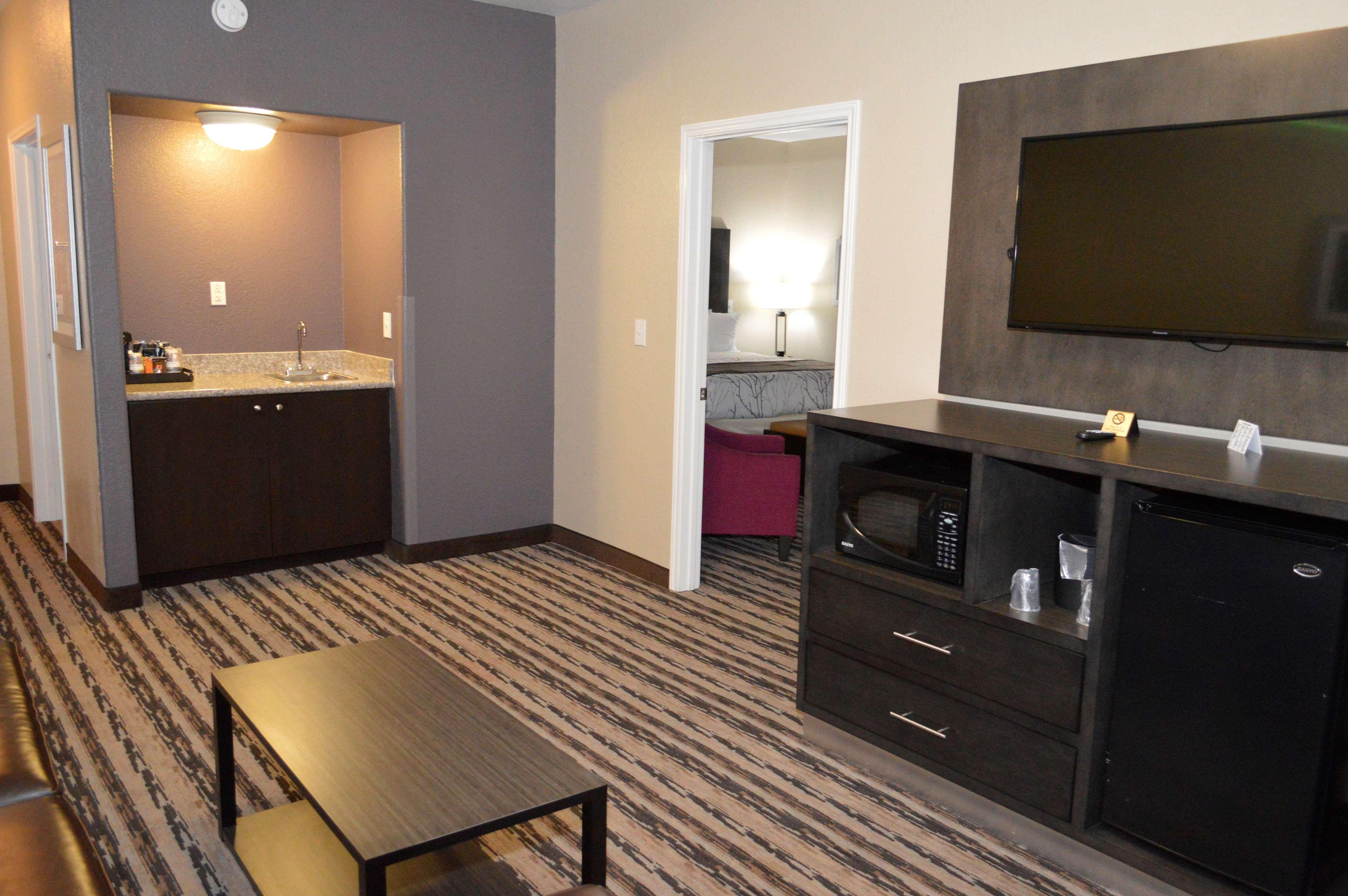 Best Western Boerne Inn & Suites Exterior photo